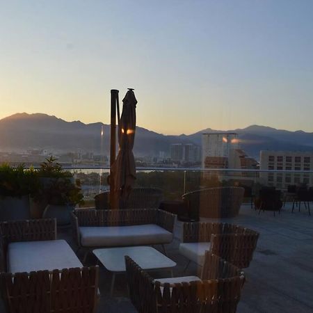 Luxury Condo On The Marina Puerto Vallarta Bagian luar foto