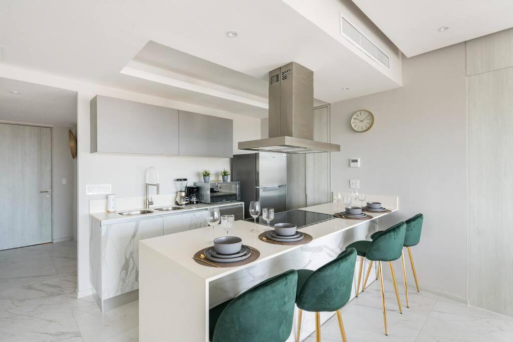 Luxury Condo On The Marina Puerto Vallarta Bagian luar foto