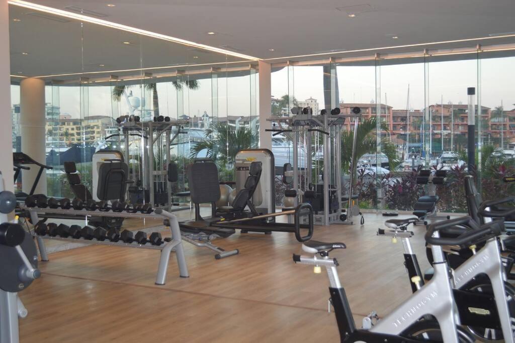 Luxury Condo On The Marina Puerto Vallarta Bagian luar foto